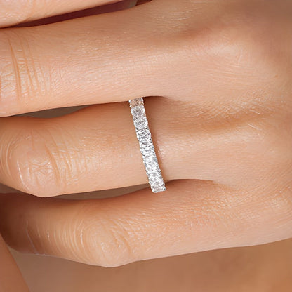 Ehering mit 0,88 ct. Gesamtgewicht Diamanten in 10K Weißgold
