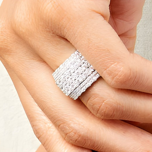 2.5 CT. Gesamtgewicht mehrreihiger Diamant-Ring in 14K Weißgold
