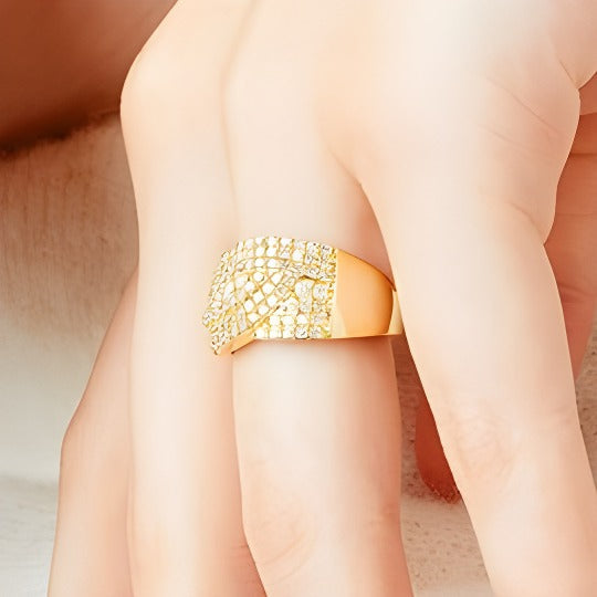Ring mit 1.0 ct. Gesamtgewicht Diamanten, dreireihig überlappend, in 10K Gelbgold