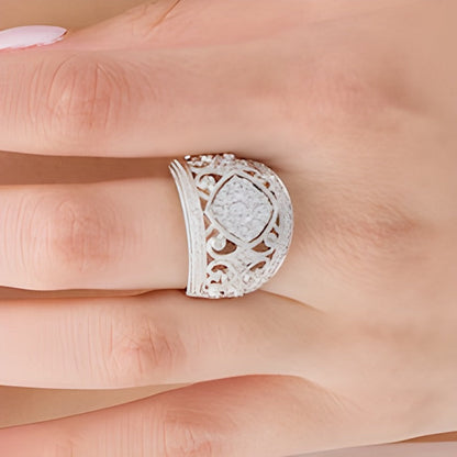 1.25 ct. Gesamtgewicht Komposit-Diamant Ring im Vintage-Stil mit filigranem, gekipptem Quadrat-Design in 10K Weißgold