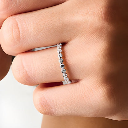 0,5 ct. Gesamtgewicht Memoire-Ring mit Labordiamanten in 14K Weißgold (F/VS2)