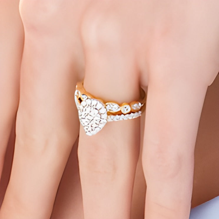 1.0 ct. Gesamtgewicht Komposit tropfenförmiges Diamant-Brautset im Art-déco-Stil in 10K Gelbgold