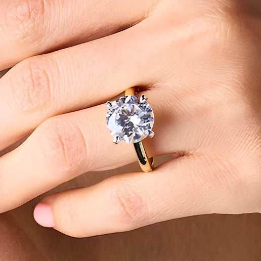 5.25 ct. Gesamtgewicht Solitär-Verlobungsring mit rundem Labordiamant in 14K Gelbgold (F/VS2)
