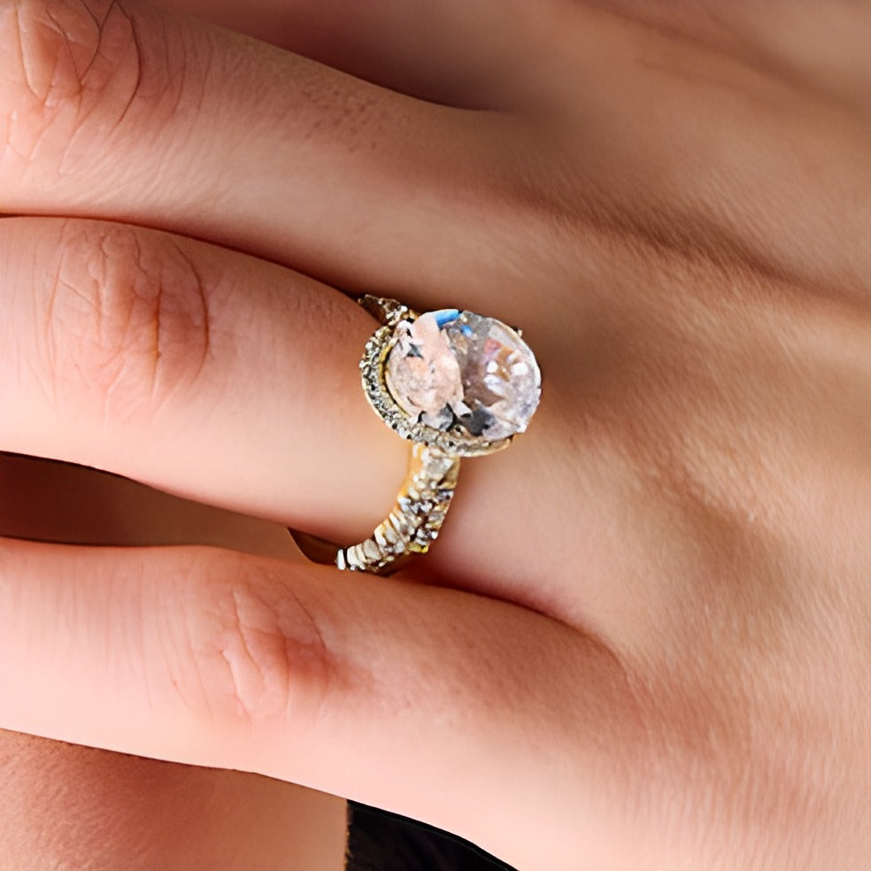 5.0 ct. Gesamtgewicht Braut-Set mit ovalem Labordiamant und Rahmen in 14K Gelbgold (F/VS2)