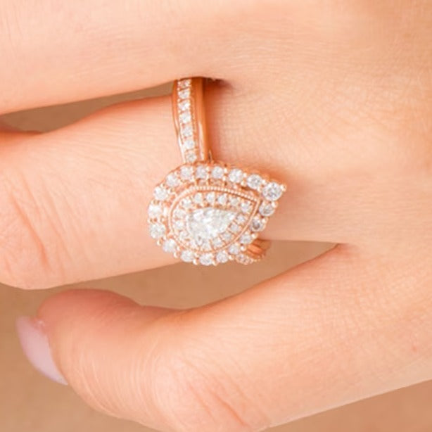 0,63 ct. Gesamtgewicht tropfenförmiger Diamant Halo-Verlobungsring im Vintage-Stil mit doppeltem Rahmen in 10K Roségold