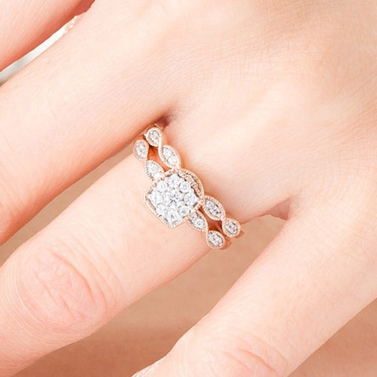 Brautset mit Diamanten 0.38 ct. Gesamtgewicht in rund, Marquise und Kissenschliff im Vintage-Stil in 10K Roségold