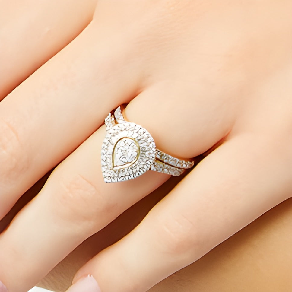 Braut-Set mit Diamanten im Tropfen- und Baguette-Schliff in 14K Gelbgold, 1.0 ct. Gesamtgewicht