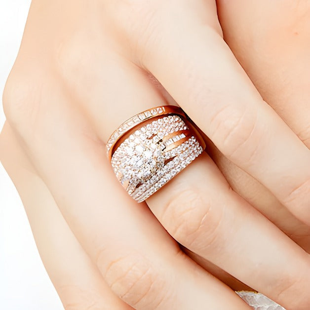 Braut-Set mit Diamanten 1.75 ct. Gesamtgewicht, rund und Baguette, mehrreihig, in 10K Roségold