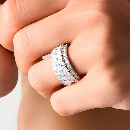 Memoire-Ring mit Labordiamanten im Marquise- und Rundschliff, mehrreihig, 3.0 ct. Gesamtgewicht, in 14K Weißgold (F/VS2)