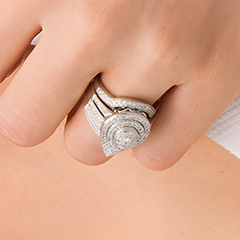 Braut-Set im Vintage-Stil mit tropfenförmigem und rundem Diamant-Besatz, mehrreihig, 1.25 ct. Gesamtgewicht, in 10K Weißgold