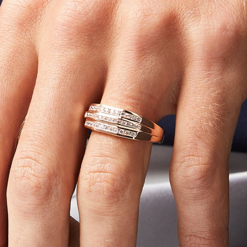 0,5 ct. Gesamtgewicht Diamant Ehering in 10K Roségold