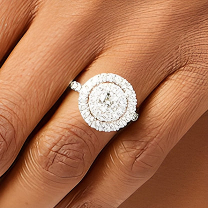 1.5 CT. Gesamtgewicht Diamant Verlobungsring mit doppeltem Halo in 14K Weißgold (I/I1)