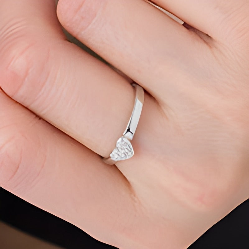 0.05 ct. Gesamtgewicht Komposit-Diamant Freundschaftsring in Herzform aus 14K Weißgold