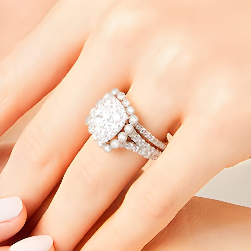 2.75 CT. Gesamtgewicht Diamant-Brautset im Vintage-Stil mit Kissenschliff und Bubble-Rahmen in 10K Weißgold