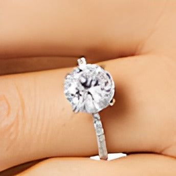 3.25 CT. Gesamtgewicht Labordiamant Solitär mit seitlichem Besatz in 14K Weißgold (I/SI2)