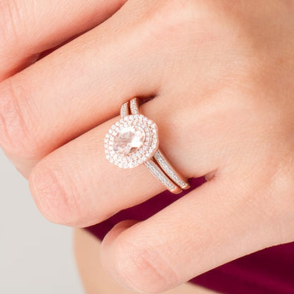 Braut-Set mit ovalem Morganit und 0,25 ct. Gesamtgewicht Diamanten im floralen Double-Frame-Design in 10K Roségold