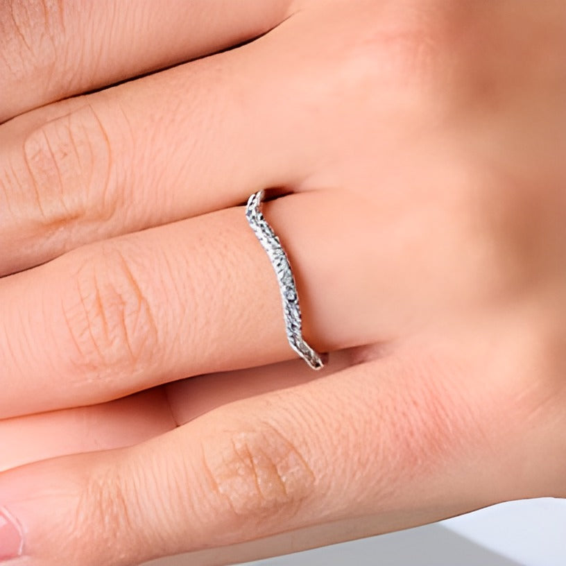 0,25 ct. Gesamtgewicht Labordiamant Contour-Ring in 14K Weißgold (F/SI2)