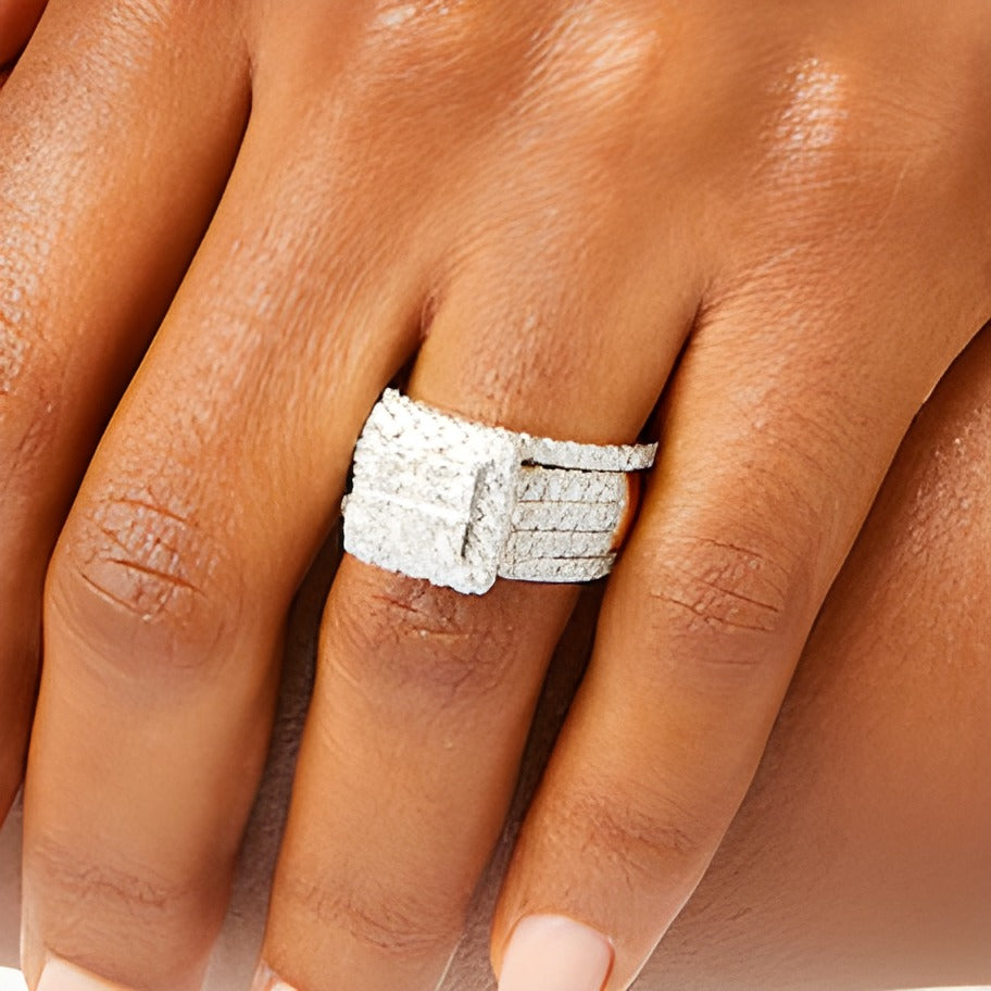 Braut-Set mit Diamanten im Princess- und Rundschliff, 3.0 ct. Gesamtgewicht, in 14K Gelbgold