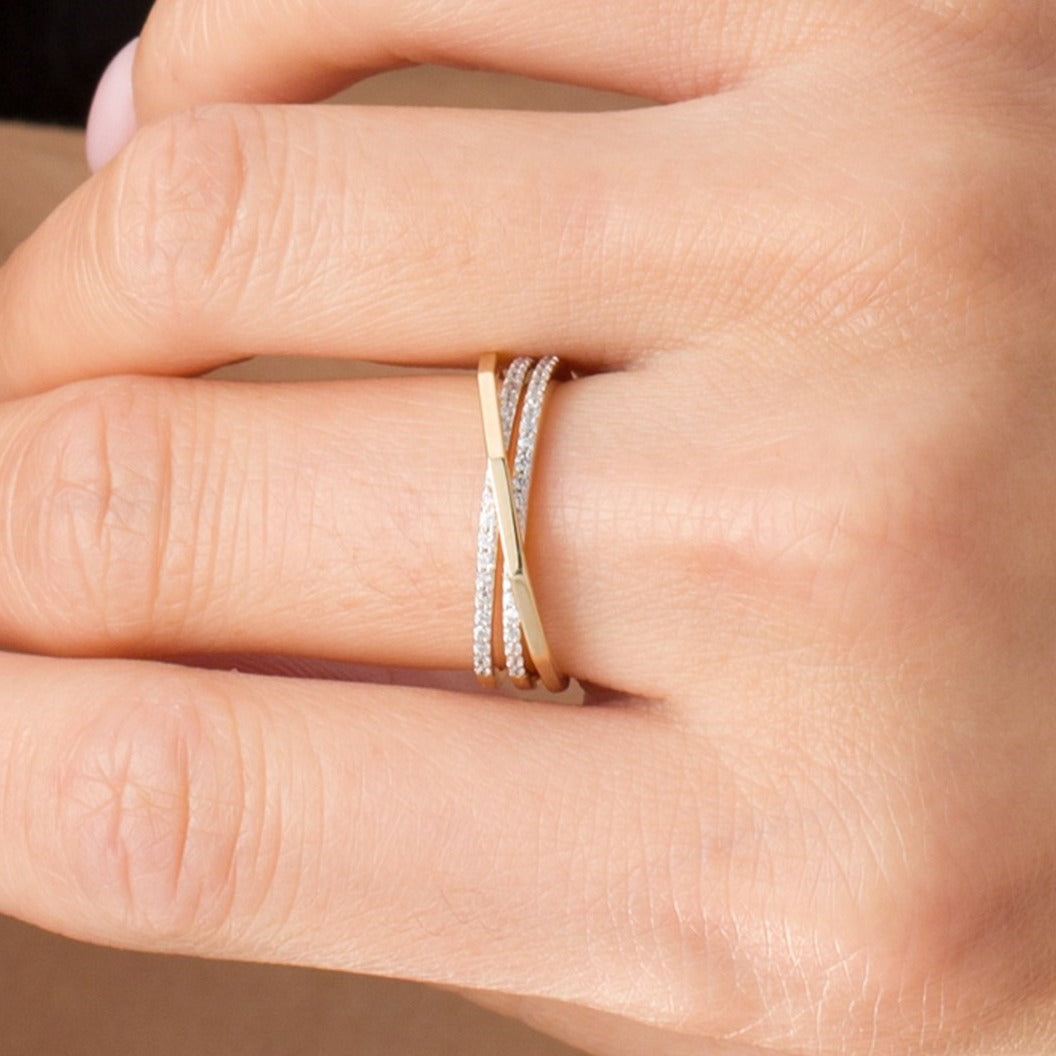 Diamant-Ring Crossover 0,25 ct. Gesamtgewicht in 10K Gelbgold