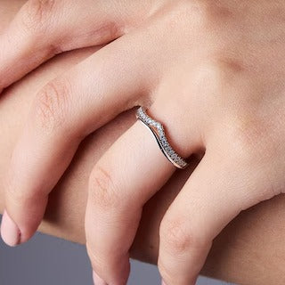 0,17 ct. Gesamtgewicht Labordiamant Konturring in 14K Weißgold (F/VS2)