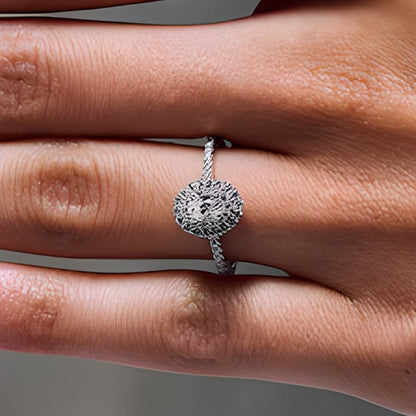 0.5 CT. Gesamtgewicht Freundschaftsring mit ovalem Labordiamant und doppeltem Halo in 10K Weißgold (F/SI2)