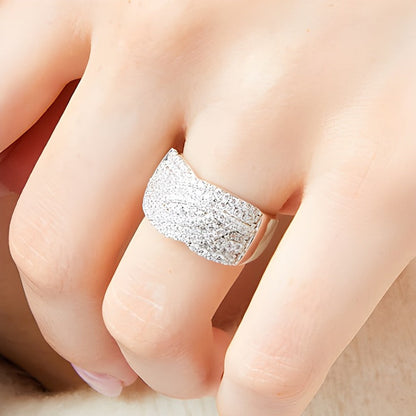 Diamant-Ring mit drei Reihen im Overlay-Design 1,0 ct. Gesamtgewicht in 10K Weißgold