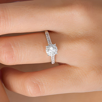 0.5 ct. Gesamtgewicht Verlobungsring mit Diamanten im Princess- und Rundschliff, Halo, in 10K Weißgold