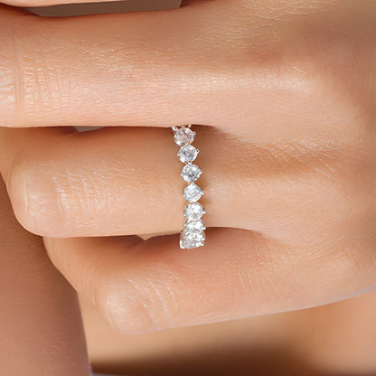 Ehering mit elf Diamanten 1.0 CT. TW in 10K Weißgold