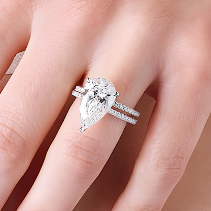 5.63 CT. Gesamtgewicht Braut-Set mit tropfenförmigem Labordiamant in 14K Weißgold (F/VS2)