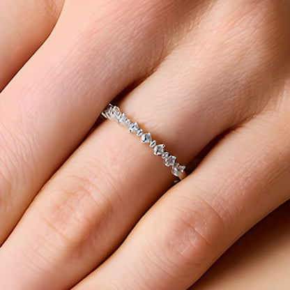 0.2 ct. Gesamtgewicht Diamant Memoire-Ring stapelbar mit alternierendem Besatz in 14K Weißgold