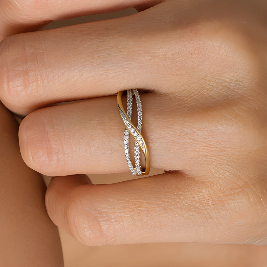 0,17 ct. Gesamtgewicht Diamant-Memoire-Ring mit überkreuzten Reihen in 10K Gelbgold