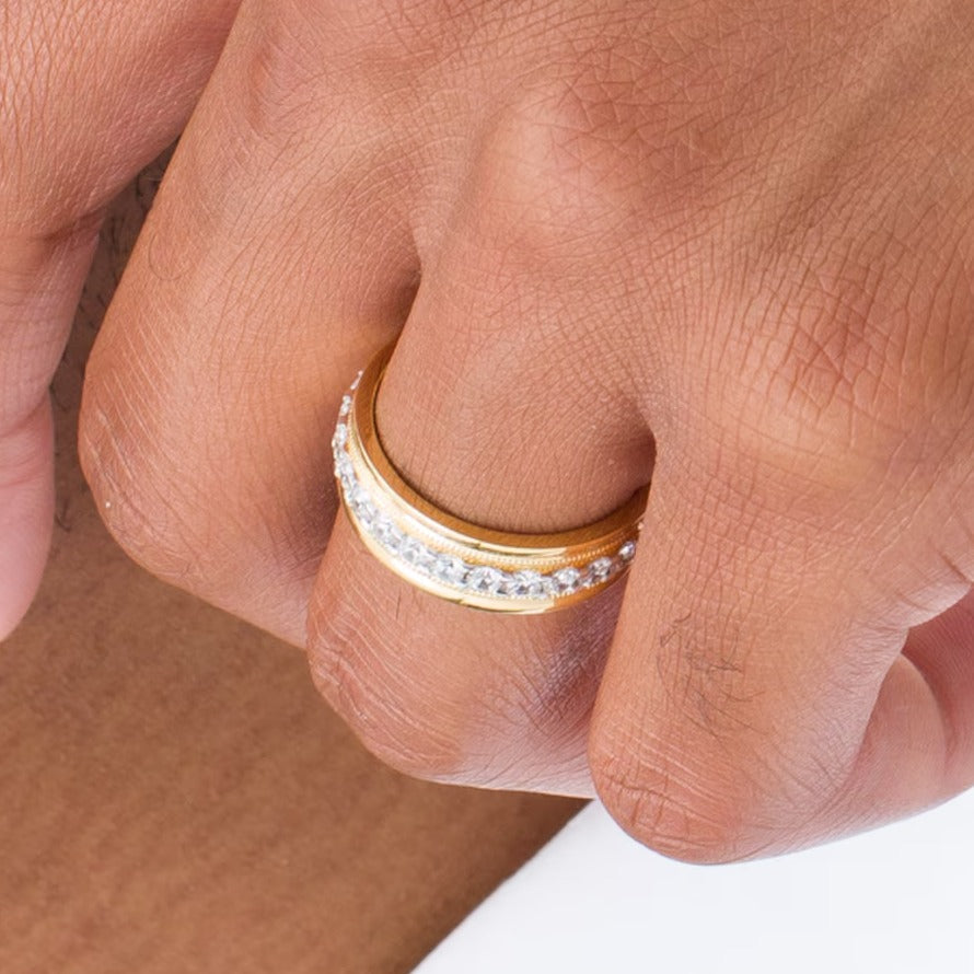 1.0 CT. Gesamtgewicht Diamant Milgrain Ehering in 10K Gelbgold