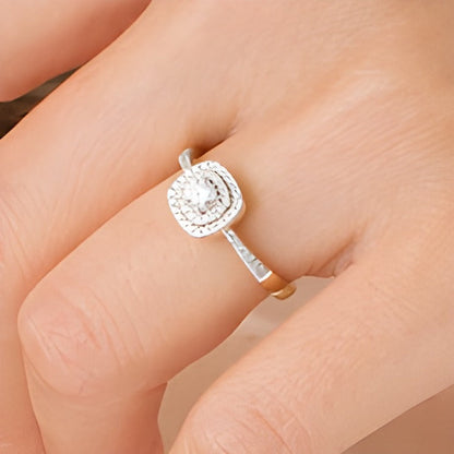 0.33 ct. Gesamtgewicht Diamant Verlobungsring mit Halo in 10K Gelbgold