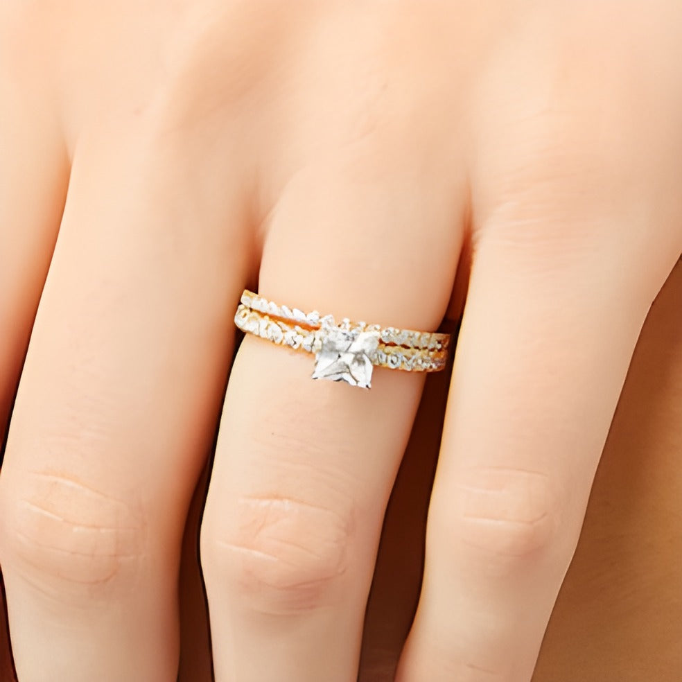 Braut-Set mit Princess- und rund geschliffenen Labordiamanten 1,75 ct. Gesamtgewicht in 14K Gelbgold (F/SI2)