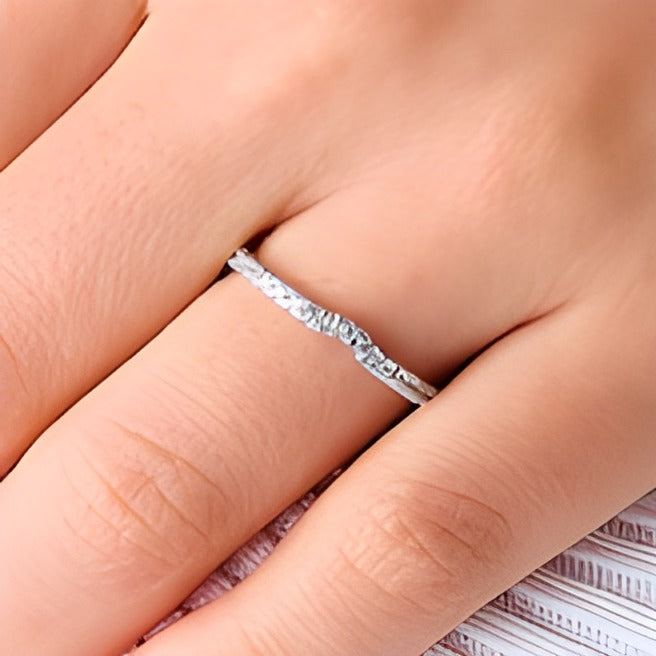 0.25 ct. Gesamtgewicht Labordiamant Konturring in 14K Weißgold (F/SI2)