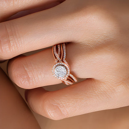 0,38 ct. Gesamtgewicht Komposit-Diamant Braut-Set mit Crossover-Schiene in 10K Roségold