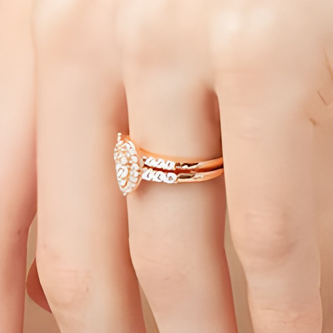 0.5 ct. Gesamtgewicht Brautset mit weißen Diamanten im Marquise- und Rundschliff in 10K Roségold