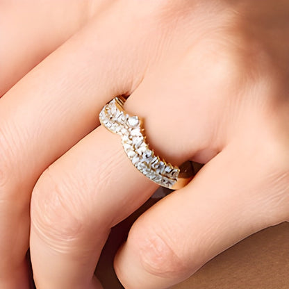 0.63 ct. Gesamtgewicht Baguette- und runder Diamant Chevron-Memoire-Ring im Vintage-Stil mit Doppelreihe in 14K Gelbgold