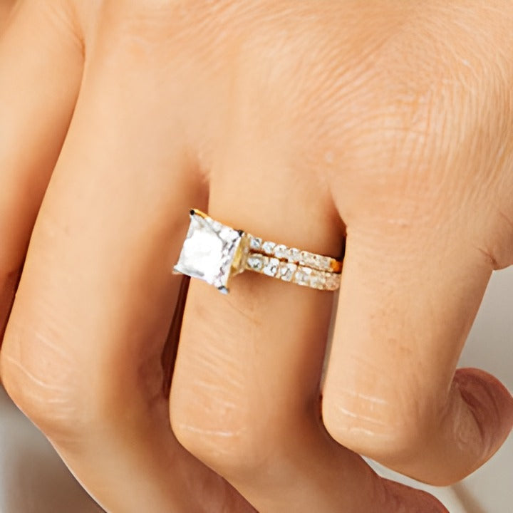 2,88 ct. Gesamtgewicht Braut-Set mit Labordiamanten im Princess-Schliff in 14K Gelbgold (I/SI2)