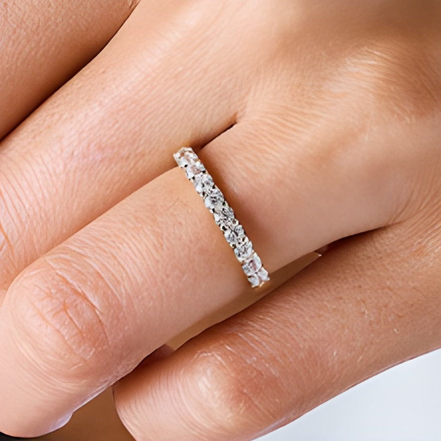 Ring mit Diamanten 0.5 ct. Gesamtgewicht in 18K Gelbgold (I/VS2)