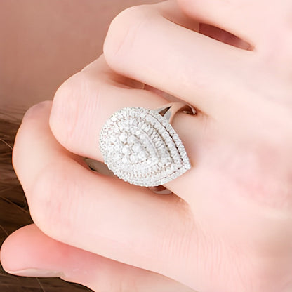 2.0 ct. Gesamtgewicht Diamant-Ring im Komposit-Design mit Baguette und rund, tropfenförmig, in 10K Weißgold