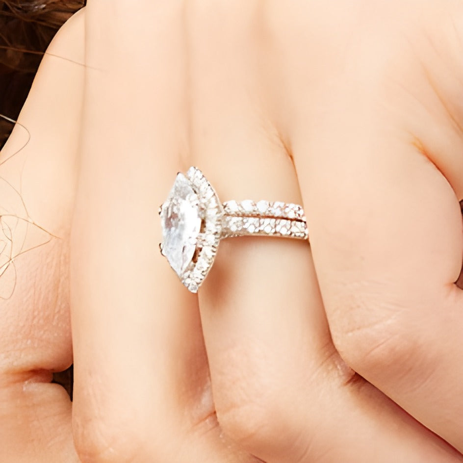 2.25 CT. TW Braut-Set mit Labordiamanten im Marquise-Schliff in 14K Weißgold (I/SI2)