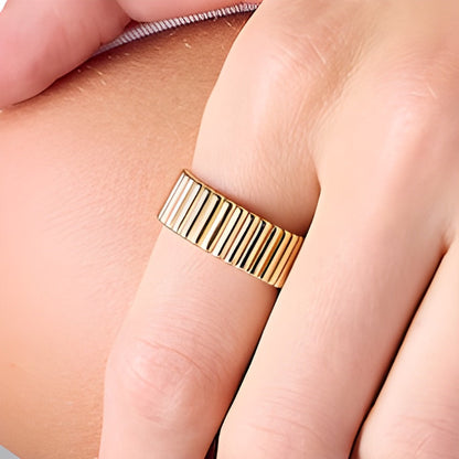 Gerippter Fashion-Ring aus massivem 14K Gelbgold