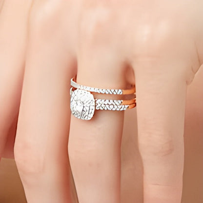 1.0 ct. Gesamtgewicht Diamant Braut-Set mit doppeltem Rahmen und mehrreihigem Design in 10K Roségold