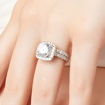 5.5 CT. TW Labordiamant-Braut-Set mit Halo in 14K Weißgold (I/SI2)