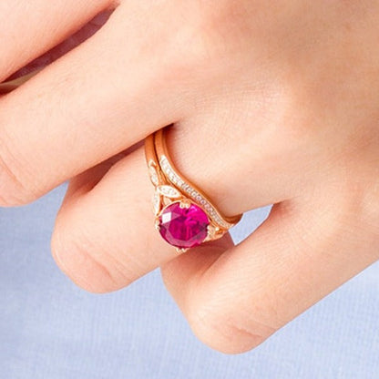 8,0mm Labor-Rubin und 0,1 ct. Gesamtgewicht Diamant Brautset mit Blattseiten in 10K Roségold