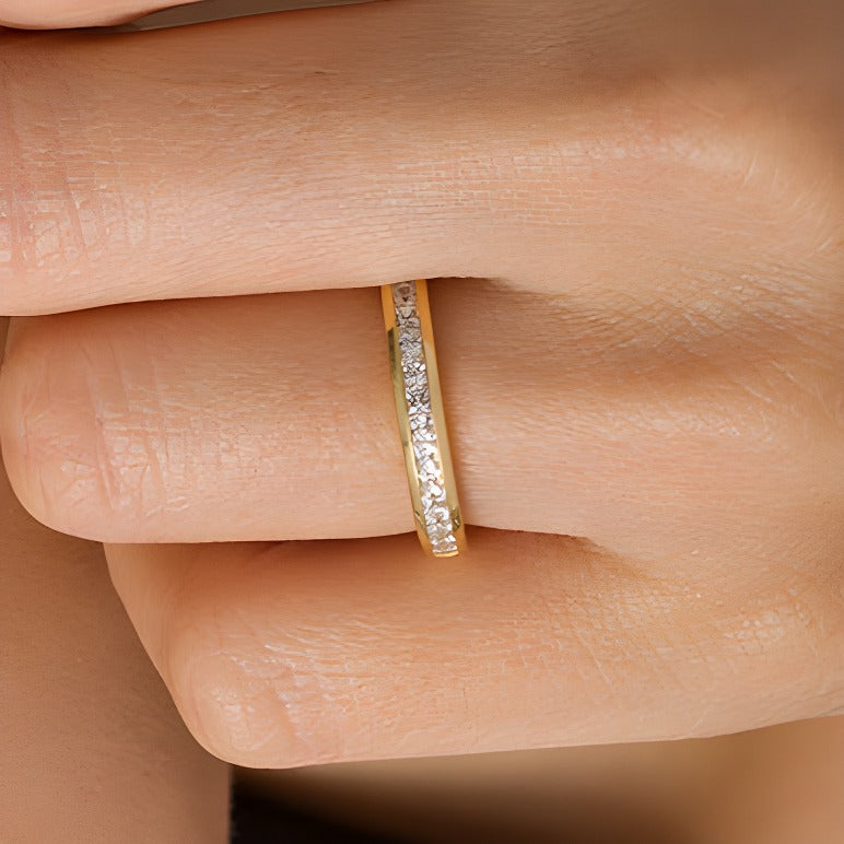 Ehering mit Diamanten im Princess-Schliff 0.5 ct. Gesamtgewicht in 10K Gelbgold