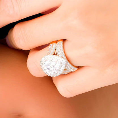 Braut-Set mit Diamanten im Tropfen- und Rundschliff, mehrreihig, 2.5 ct. Gesamtgewicht, in 10K Roségold
