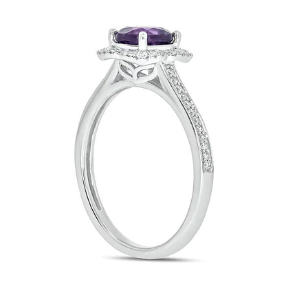 Ring mit Amethyst im Kissenschliff 6,0 mm und Diamanten 0,2 ct. Gesamtgewicht Halo in 10K Weißgold