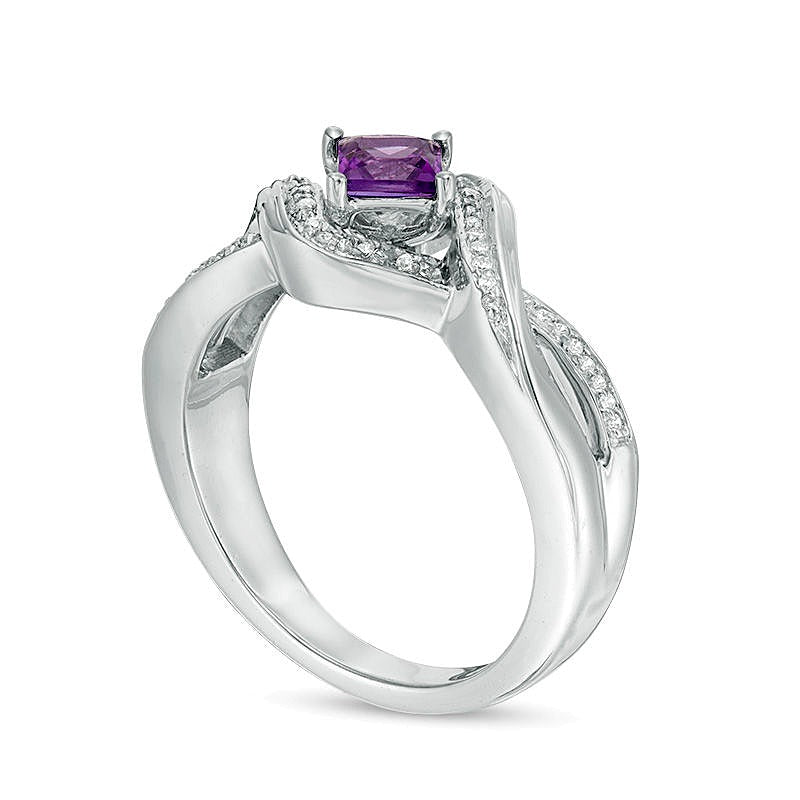 4,0mm Amethyst im Princess-Schliff und 0,1 ct. Gesamtgewicht Diamant Halo-Ring aus rhodiniertem Sterlingsilber
